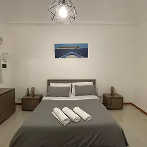  Apartment Lincoln